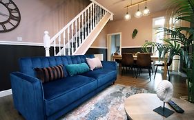 Cosy 3Br Home, Scenic Views, Ideal For Walks & Work