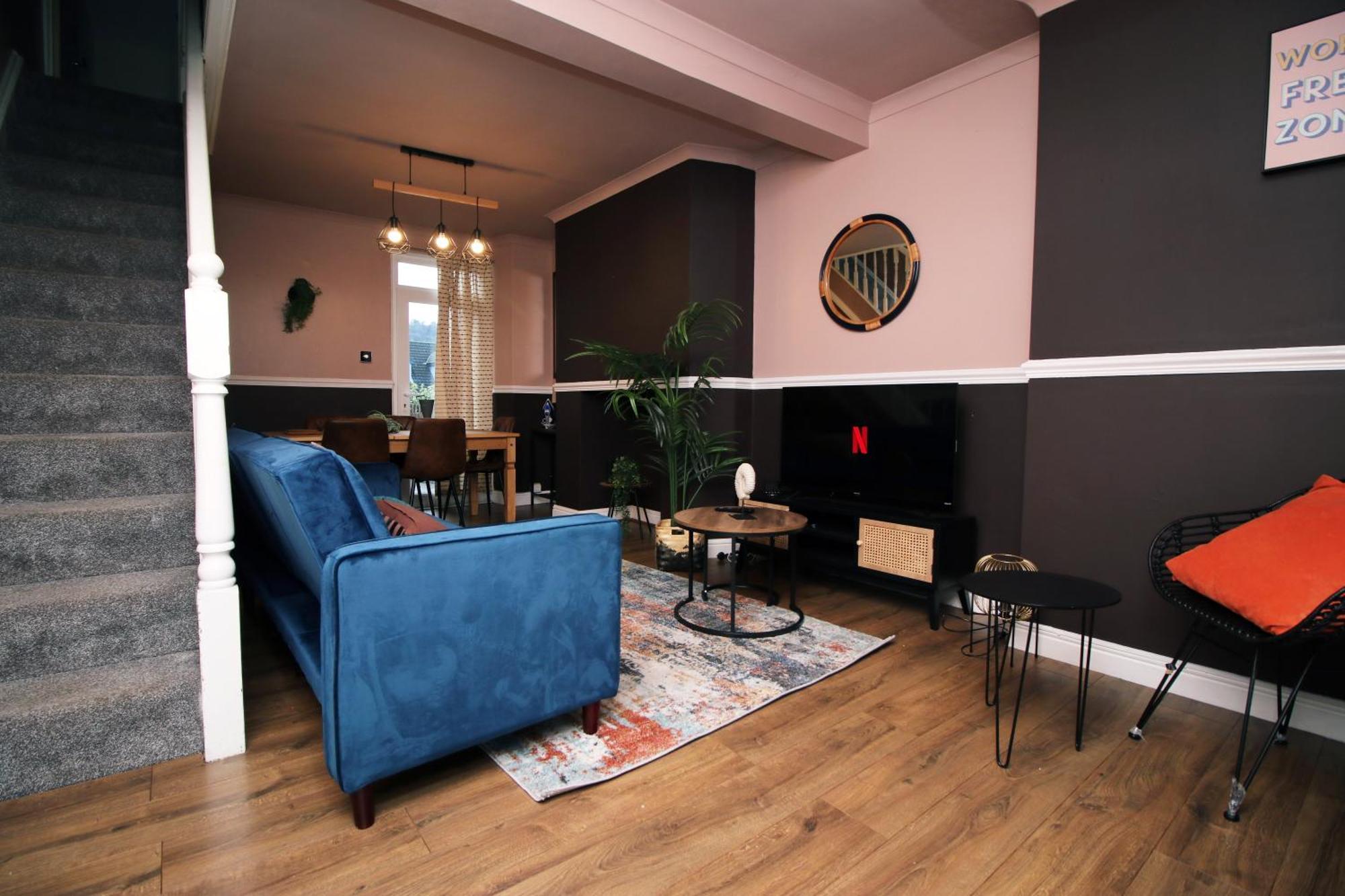 Cosy 3Br Home, Scenic Views, Ideal For Walks & Work Abertillery Exterior photo