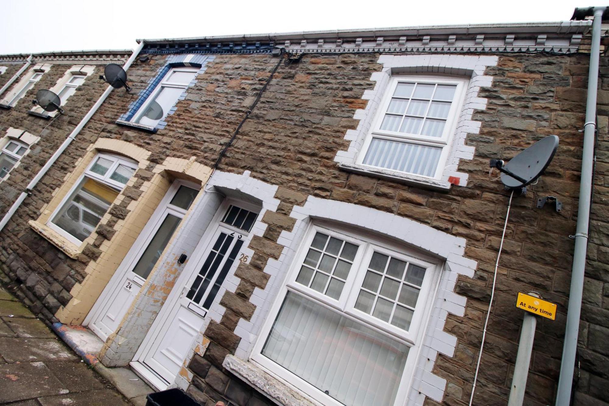 Cosy 3Br Home, Scenic Views, Ideal For Walks & Work Abertillery Exterior photo